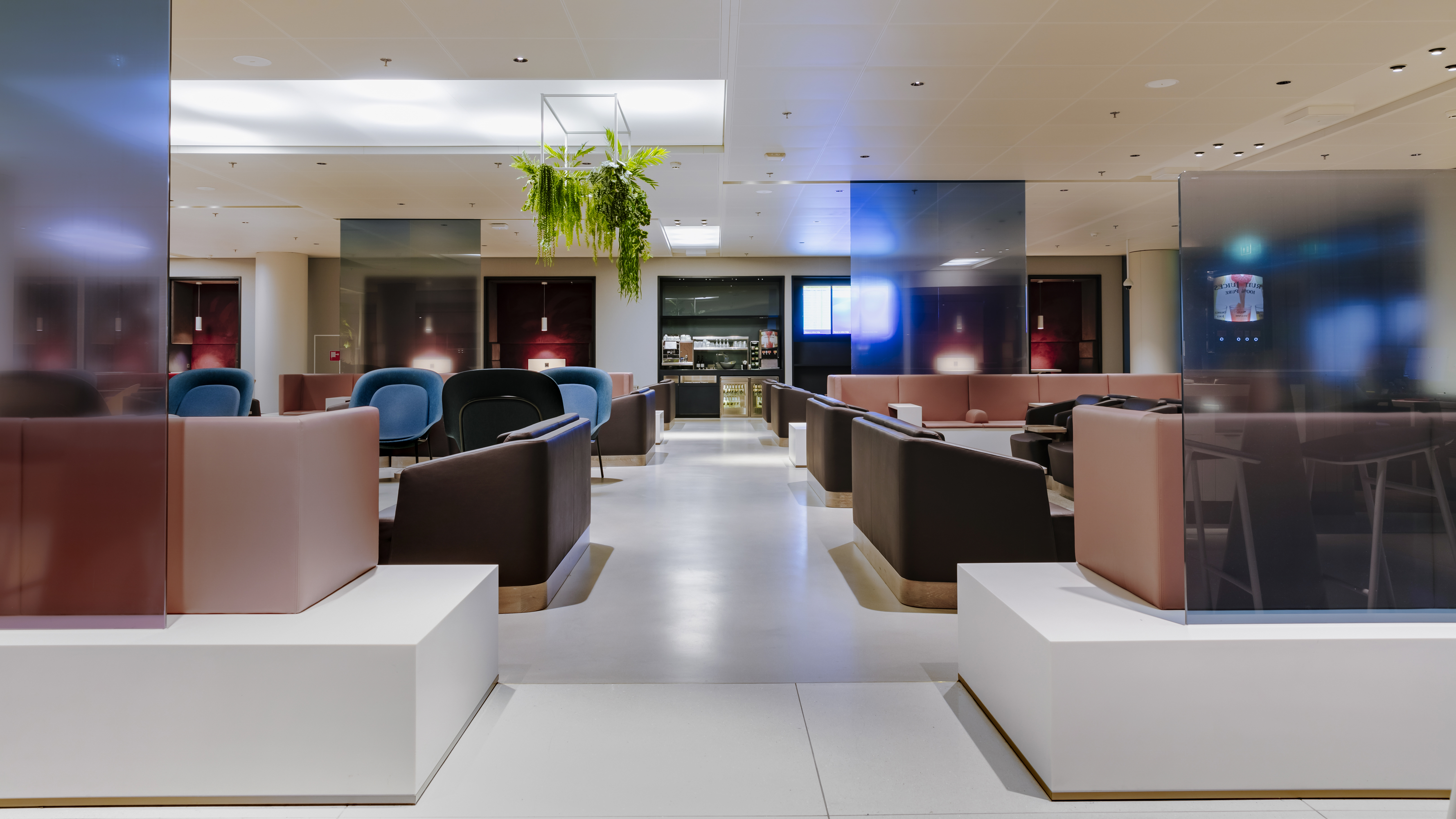 Wide variety of seating options at Amsterdam Gate 27 Aspire Lounge.